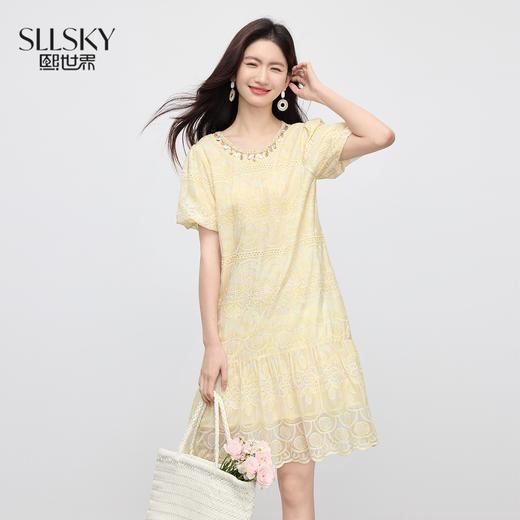 【专属特价】熙世界度假风花苞袖蕾丝刺绣连衣裙女夏季小个子亮片圆领a字裙子 商品图0