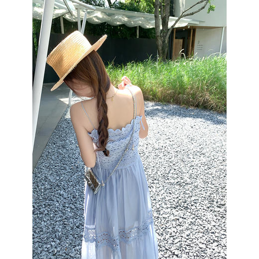 <曾小咸推荐>法式蕾丝镂空花边白色吊带连衣裙 商品图4