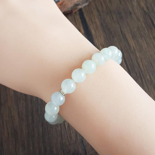 【天然正品】A货翡翠天然细腻约8.2MM青白色糯冰种翡翠圆珠手串8.2MM（皆取最大值）女士现售价：980特价！310325AH51 商品图5