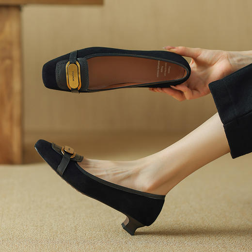 【预售5天】里外全皮！法式复古方头单鞋女粗跟秋季新品棕色通勤羊皮女鞋QQJFG&JZ-1369F 商品图0