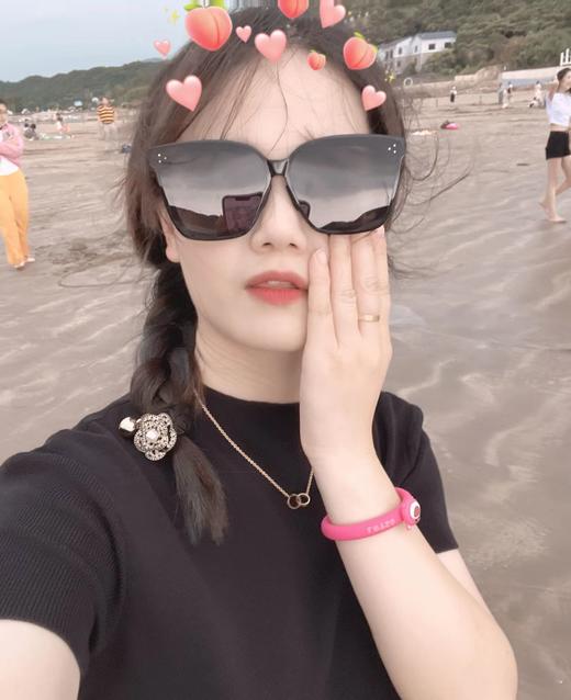 QT78-GENTLE MONSTER 镜腿字母标识 不规则形 太阳眼镜 男女同款情侣款 （QT*JH）夏季专享 商品图2