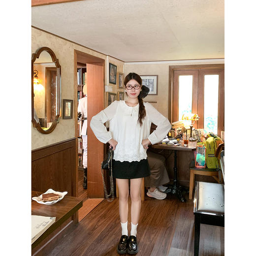 <曾小咸推荐>现货秒杀！微信超特价！韩系提花刺绣下摆不规则长袖衬衫 日常179.99 立减100 秒杀79.99！ 商品图4