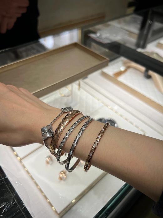 香奈儿 细版半钻菱格手镯（XJ） 商品图3