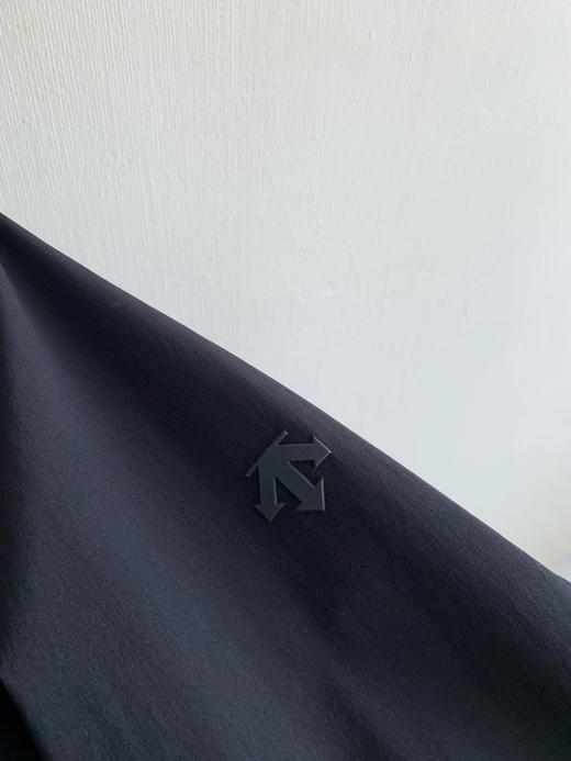 原单正品迪桑特男士运动梭织速干裤 ，标牌齐，官网1200➕，
颜色：黑色
尺码：m、l、xl、xxl 商品图9