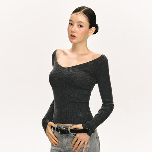 Ariseism 美式复古设计感露肩长袖针织衫女春季新款修身打底上衣 商品图3