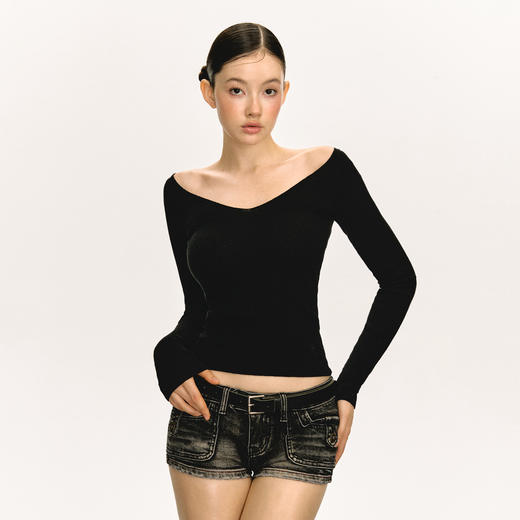 Ariseism 美式复古设计感露肩长袖针织衫女春季新款修身打底上衣 商品图4