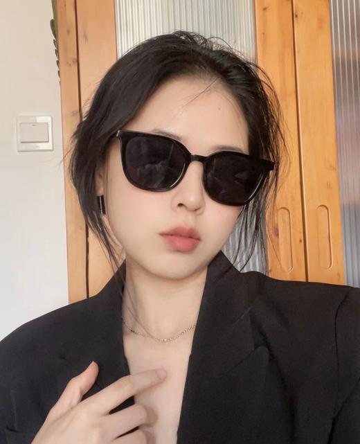 QT79-GENTLE MONSTER FRIDA 01 板材镜架 方形 太阳眼镜 男女同款情侣款 黑色（QT*JH）夏季专享 商品图6