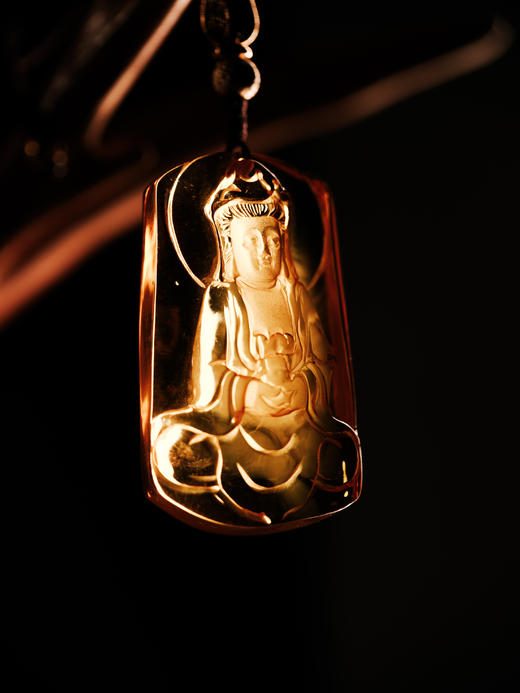 茶珀观音吊坠【器悟雅玩】 商品图1