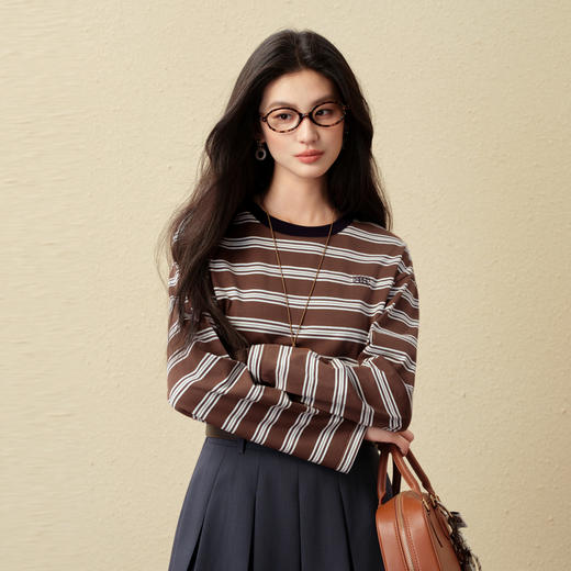 【严选】诗凡黎撞色条纹圆领针织T恤2025秋新款慵懒宽松休闲百搭长袖上衣7G8101621 商品图2