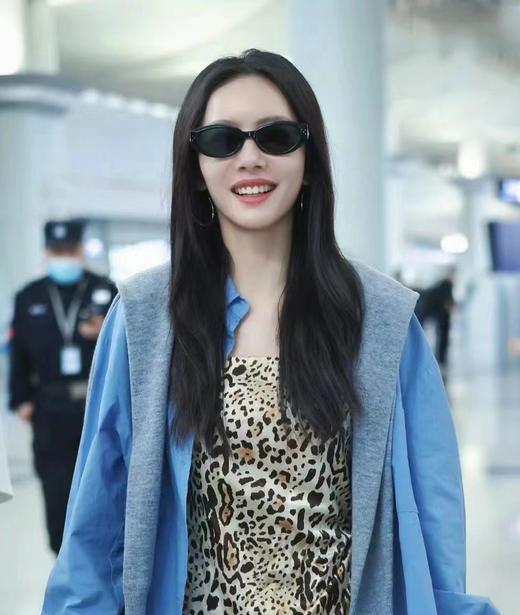 QT108- GENTLE MONSTER 镜腿字母 板材镜架 猫眼 太阳眼镜 男女同款情侣款 黑色（QT*JH）夏季专享 商品图8