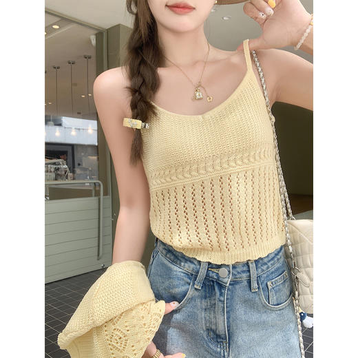 <曾小咸推荐>韩系黄色镂空针织开衫吊带两件套 商品图1