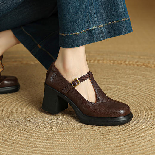 【预售5天】秋季软面羊皮复古高跟鞋T字扣带粗跟深口玛丽珍单鞋女MLJ&C175 商品图0