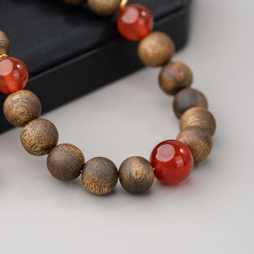 【宫里上新】福蝶十八子莺歌绿棋楠红玛瑙压襟手持 商品图5