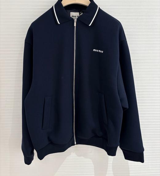 女款字母logo翻领拉链外套017 商品图0