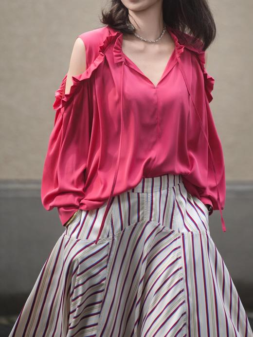 TYNVIE 荷叶边露肩真丝衬衫 - 玫红色 商品图0