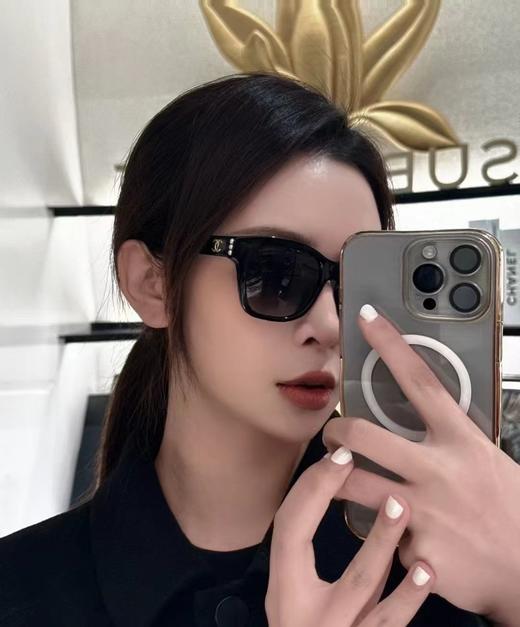 QT86- CHANEL香奈儿 玻璃珍珠装饰 板材镜架 不规则形 太阳眼镜 （QT*JH）夏季专享 商品图6