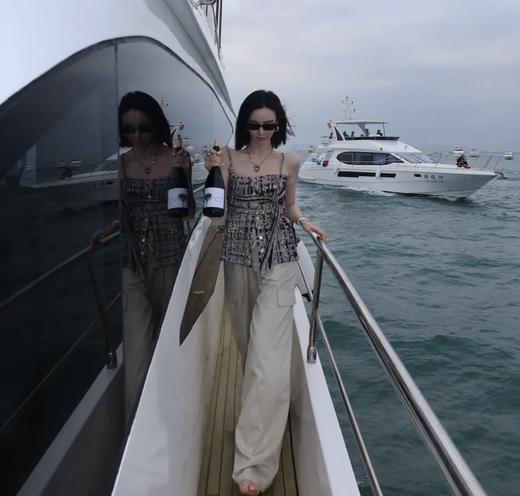 香奈儿 黑油爱心粗链项链（XJ） 商品图6