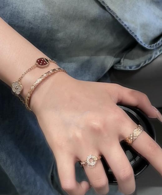 香奈儿 细版半钻菱格手镯（XJ） 商品图8