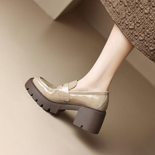 【预售5天】英伦风厚底小皮鞋女时尚粗跟乐福鞋新款春季高跟圆头懒人单鞋HCYYHD&3356 商品图1