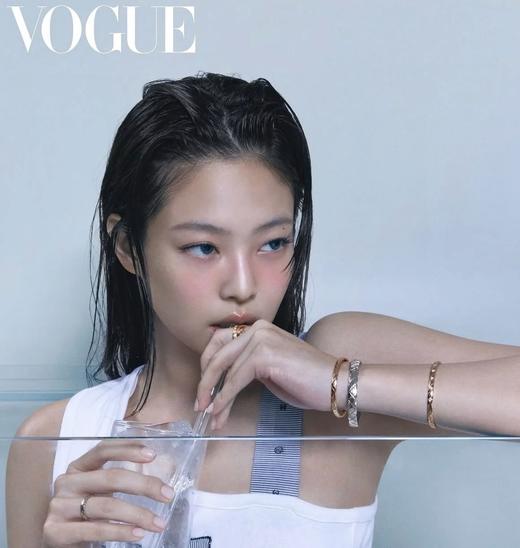 香奈儿 细版半钻菱格手镯（XJ） 商品图6