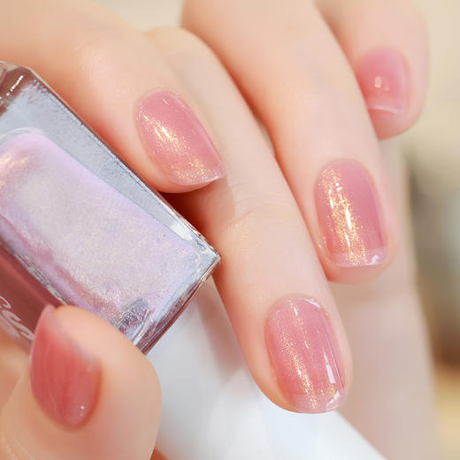 【美甲好物丨舒羞SOSHY水性显白指甲油两瓶组合装】质地润滑易涂，光泽度强，毛刷均匀不分叉，免烤自然干不伤甲，多个色系可选，随心搭配都好看~ 商品图6