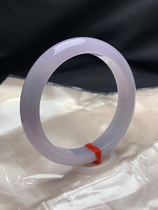 620638，56圈口，细糯化满紫正圈平安镯，粉紫色，底子细腻，色泽均匀 商品图1