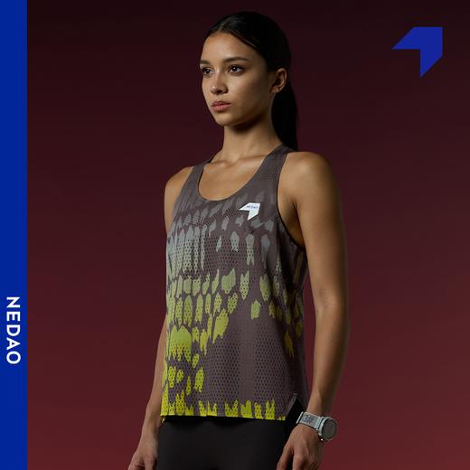 内道破土风洞背心女士速干透气马拉松跑步运动印花风洞背心 商品图4