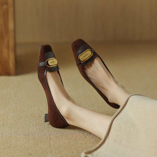 【预售5天】里外全皮！法式复古方头单鞋女粗跟秋季新品棕色通勤羊皮女鞋QQJFG&JZ-1369F 商品图1