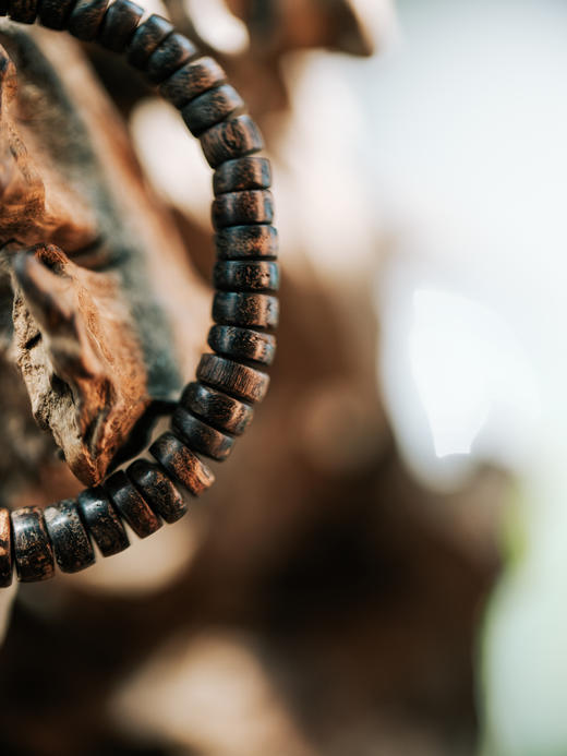 文莱沉水药片珠单圈手串【器悟雅玩】 商品图1