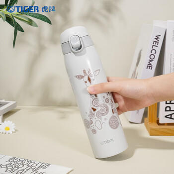 虎牌（TIGER）轻巧便携弹盖保温杯梦重力大容量水杯MCT-A601-WUT 长颈鹿600ML /厨具 /水具 /保温杯 商品图3