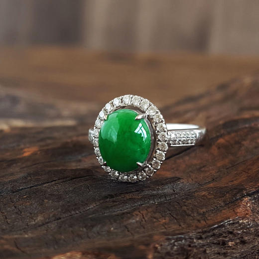 【天然正品】A货翡翠AU750白金镶钻镶天然细腻糯种满绿蛋面翡翠戒指8.6*7.3MM（皆取最大值）11号（戒圈可改）女士现售价：3880！090425AH61 商品图3