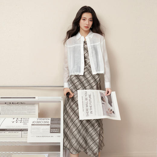 【商场同款】诗凡黎度假风格纹吊带裙25秋新款收腰裙女3G7391391 商品图2