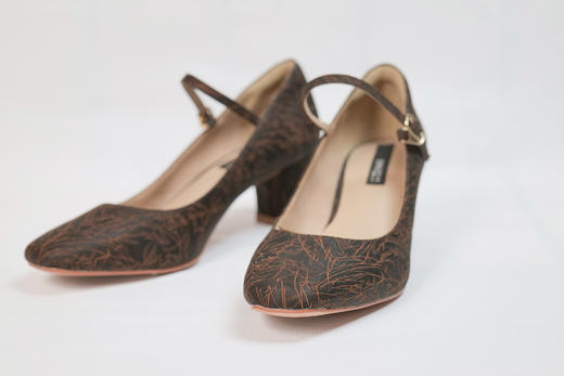 香云纱圆头平头高跟鞋 商品图1