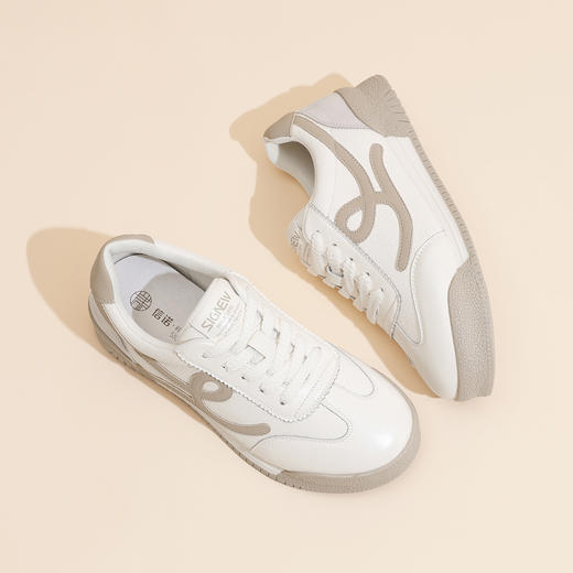 信诺2025秋季新款妈妈鞋女复古软底运动休闲板鞋舒适阿甘鞋德训鞋X5Q093-118 商品图2