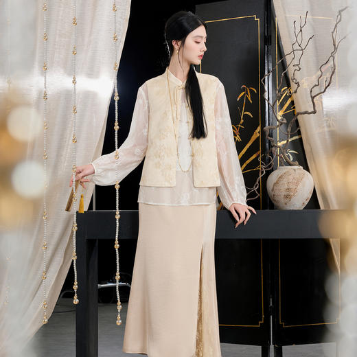 三彩【春花秋月】2025秋季新款提花马甲盘扣开衫马夹中式C 商品图2