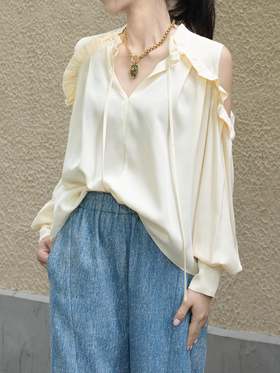 TYNVIE 荷叶边露肩真丝衬衫 - 白色