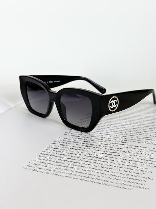 QT62-香奈儿 大方框板材经典金色圆形双CLogo 方形 太阳眼镜 男女同款情侣款（QT*JH）夏季专享 商品图3