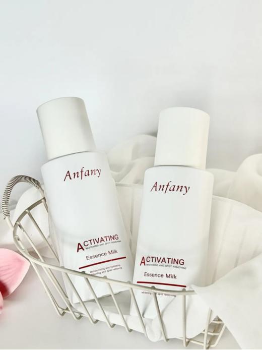 黄黑皮爆改细腻冷白皮‼️【Anfany-伊芳妮赋活臻白祛斑精华乳】积雪草+葡萄+石榴+茶叶等提取物层层锁水保湿💧 乳液质地清爽不黏腻吸收巨快🌟皮肤边变白边喝水 商品图4