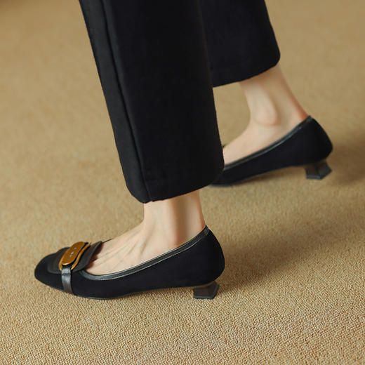 【预售5天】里外全皮！法式复古方头单鞋女粗跟秋季新品棕色通勤羊皮女鞋QQJFG&JZ-1369F 商品图2