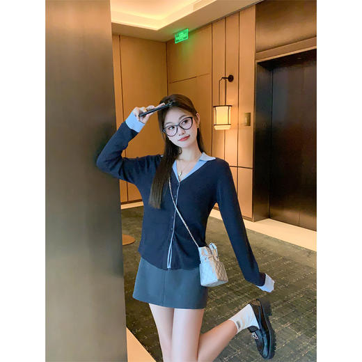 【129元任选2件】现货！假两件撞色修身POLO领长袖针织衫 商品图0