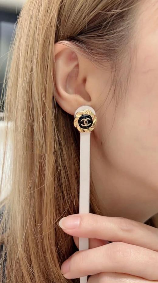 香奈儿 圆黑金边耳钉 （XTY） 商品图6