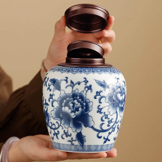 青花牡丹【吉祥罐 约装半斤】65一个/满10个包邮 商品图1