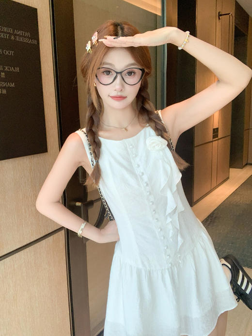 <曾小咸推荐>4.4现货秒杀！韩系小白裙立体花无袖 日常199.99 立减100 秒杀99.99！ 商品图6