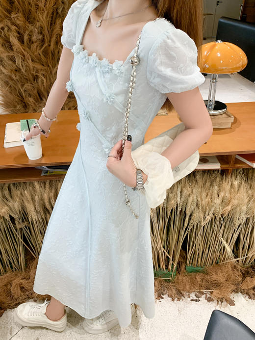 【折后再享2件88折】现货秒杀！微信打折价！韩系浅色系方领立体花连衣裙 日常219.99 立减90 秒杀129.99！ 商品图7