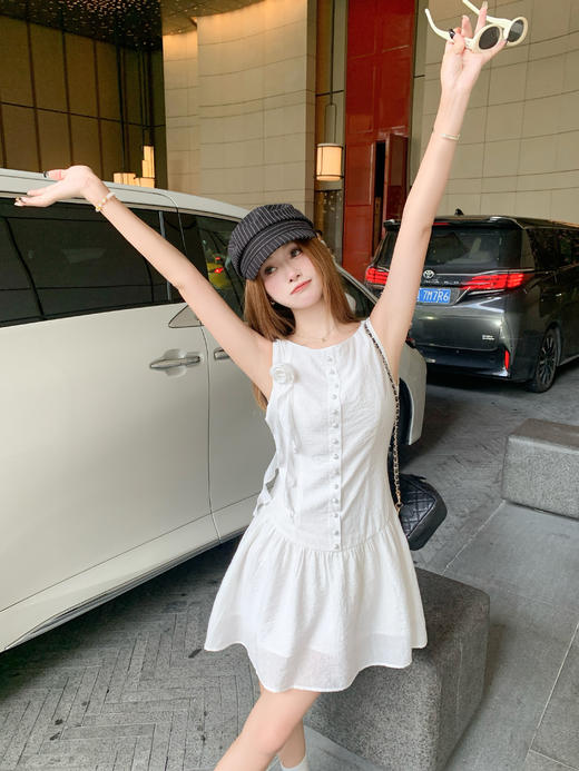 <曾小咸推荐>4.4现货秒杀！韩系小白裙立体花无袖 日常199.99 立减100 秒杀99.99！ 商品图14