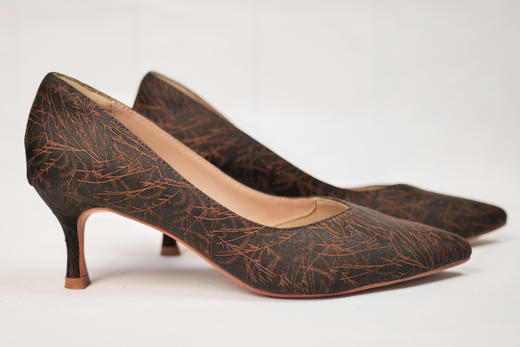 漫物记香云纱尖头高跟鞋 商品图4