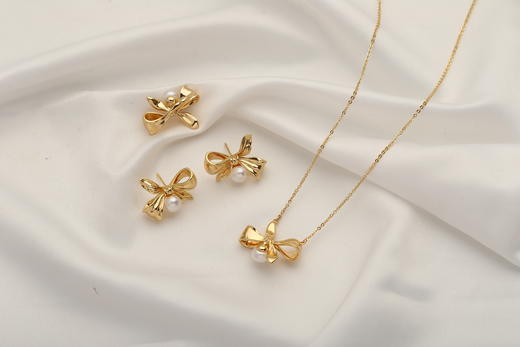ZQ070256&ZQ700028大牌御木本同款蝴蝶结三件套 商品图1