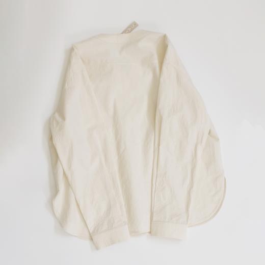 不裁 蚀痕V领短款长袖衬衣 商品图1