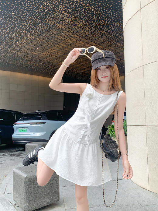 <曾小咸推荐>4.4现货秒杀！韩系小白裙立体花无袖 日常199.99 立减100 秒杀99.99！ 商品图13