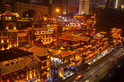 【五一华为专团】重庆武隆+龚滩古镇+蚩尤九黎城+解放碑精品5天游 商品图0